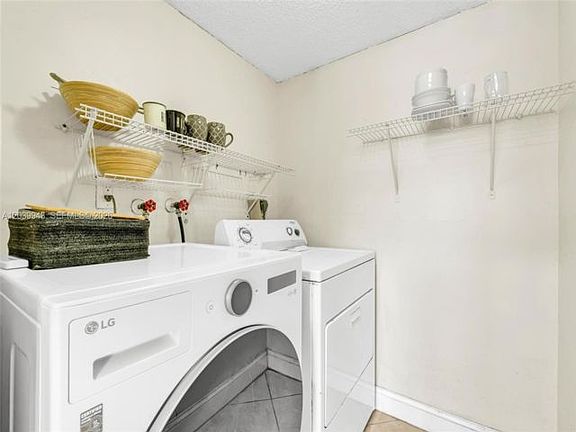 4th image of 15311 SW 52nd Ter #15311