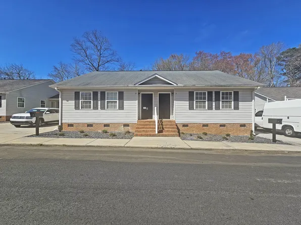 11 Paris Creek Ct, Greenville, SC 29617