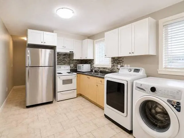 1 bed, 550 sqft, $1,500 — Photo 3