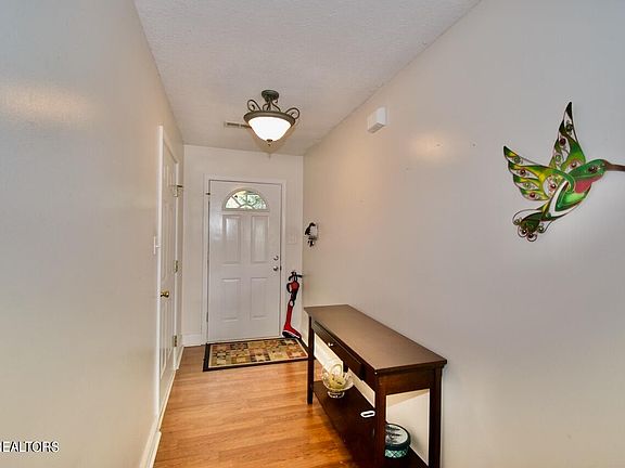 4th image of 5636 Hutton Ridge Rd