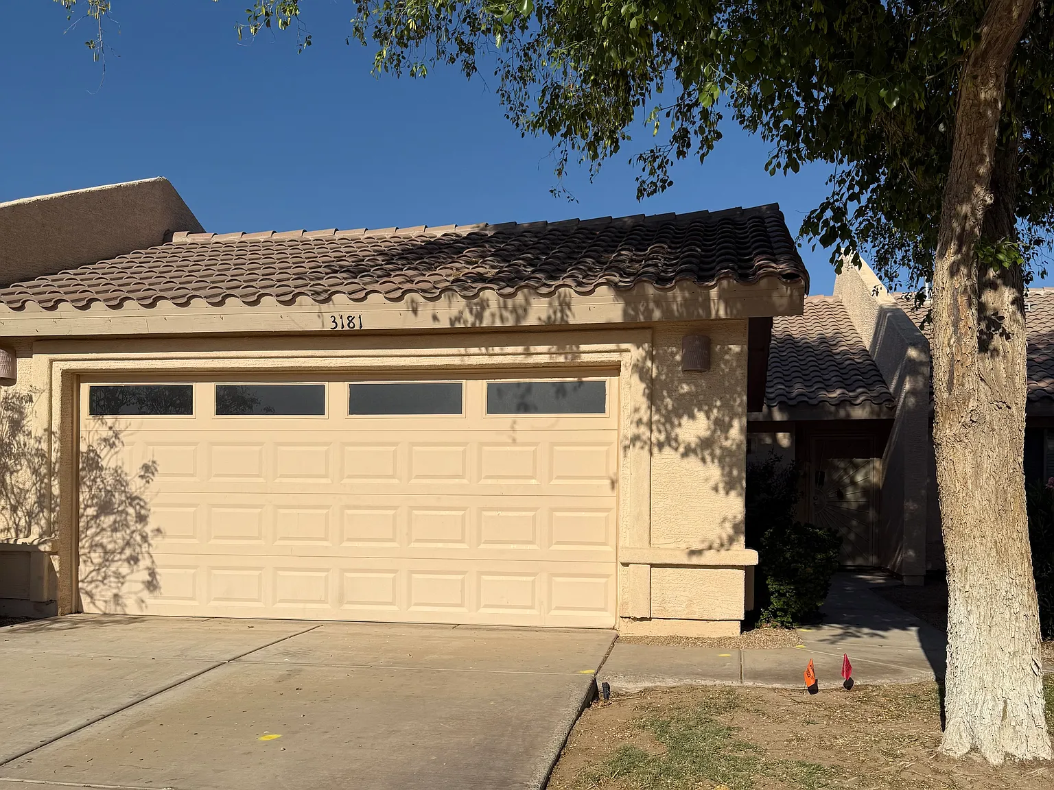 3 bed, 1200 sqft, $1,500 — Photo 1