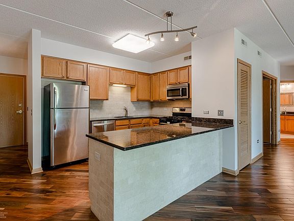 5th image of 8711 W Bryn Mawr Ave APT 203