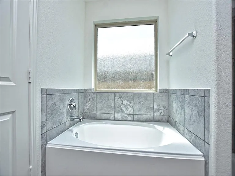 21413 Wilmiller Ln — Photo 21