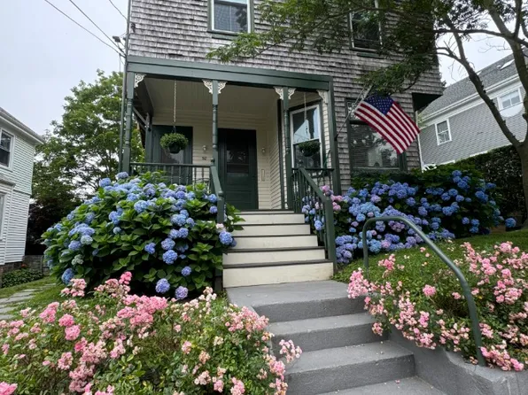 50 Webster St, Newport, RI