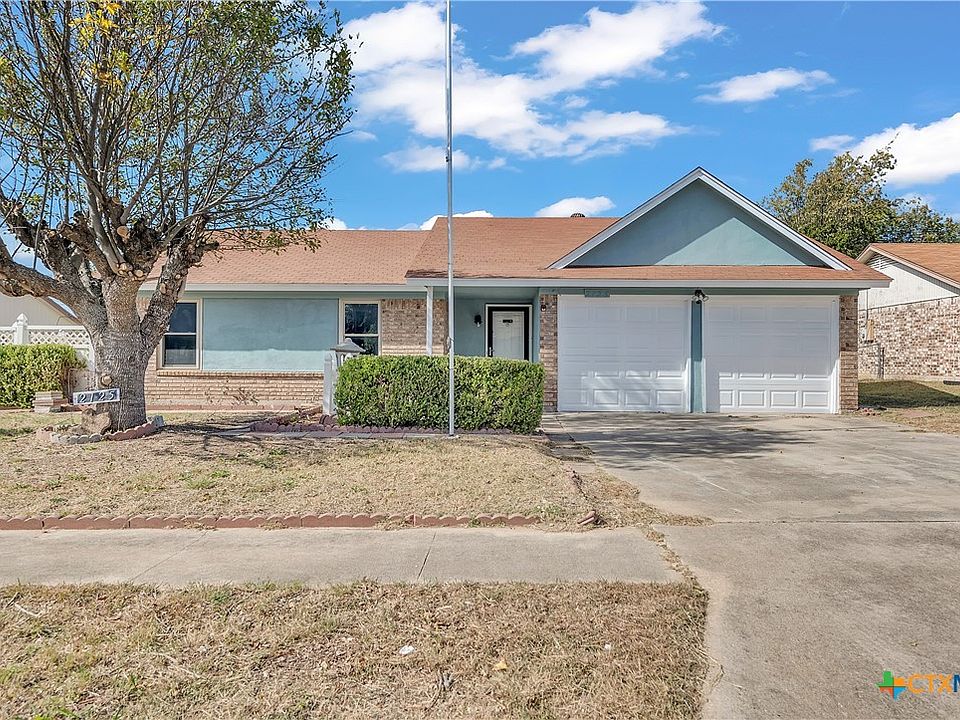 1st image of 2125 Hidden Hill Dr