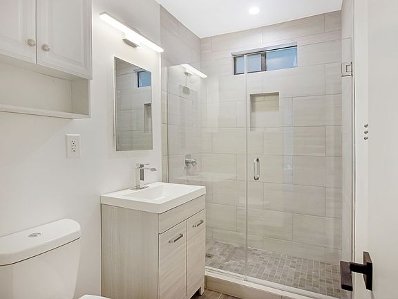 5th image of 1311 19th St APT 5