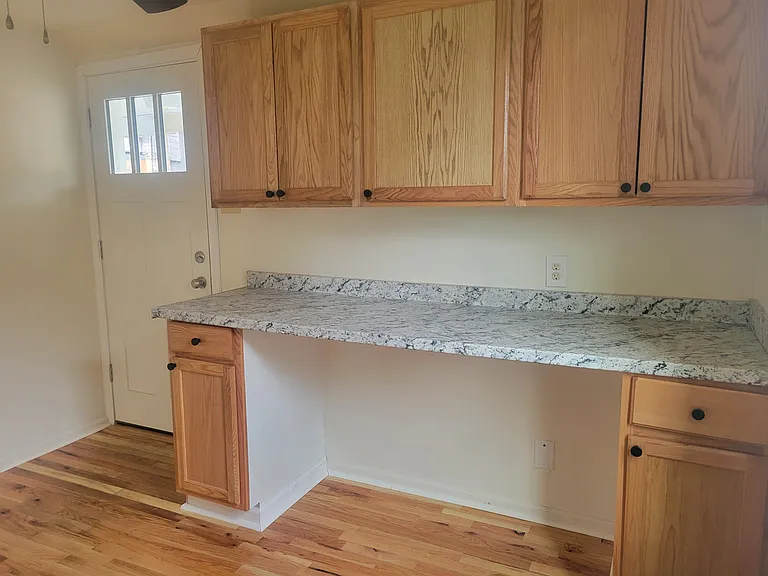 99 Cummins St #2 — Photo 10