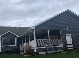 12988 Ann Lynn Dr, South Lyon, MI 48178