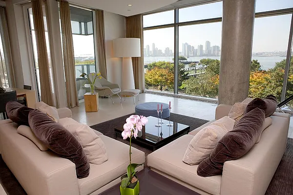 Rented by Keller Williams NYC | media 15