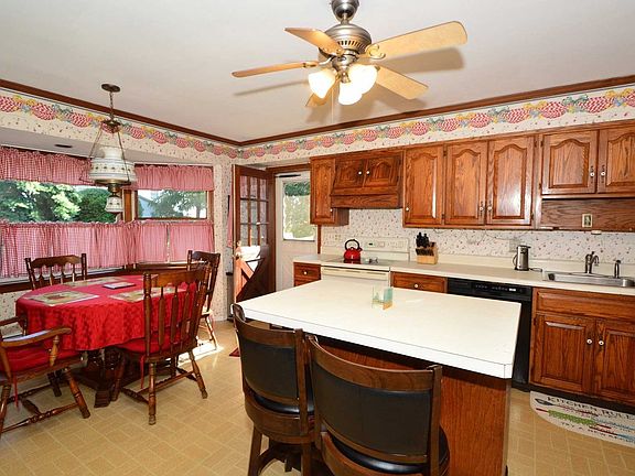 4th image of 119 Primrose Ave