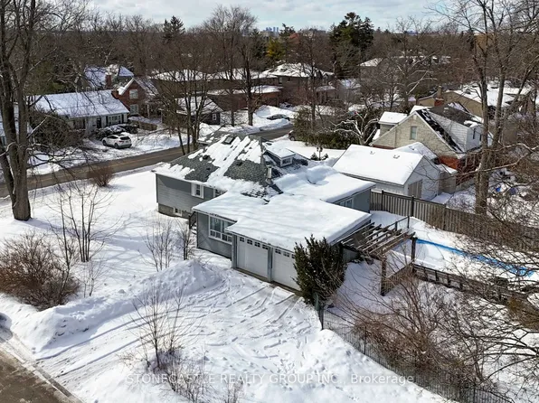 151 Richmond St, Richmond Hill, ON L4C 3Y7