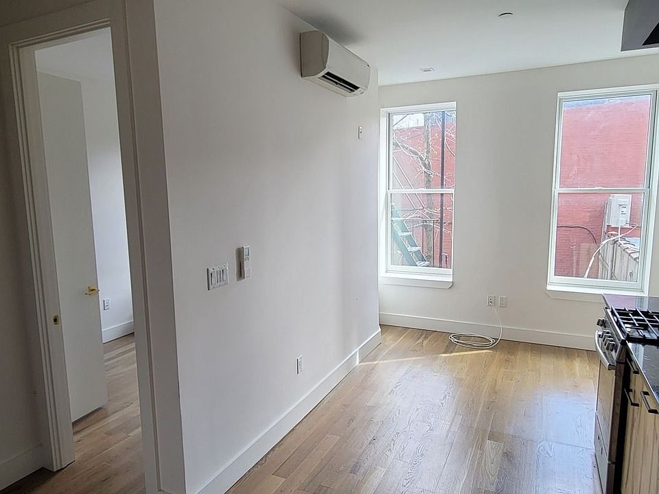 1st image of 1058 Dean St #3A