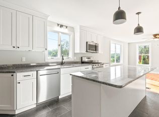 1 Blackstrap Rd, Falmouth, ME 04105