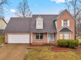 1415 Westwood Hills Dr, Evansville, IN 47720
