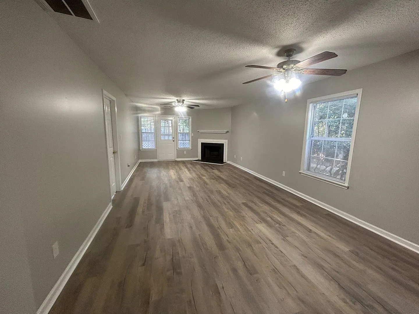 Updated Condo In Harbison Community — Photo 4