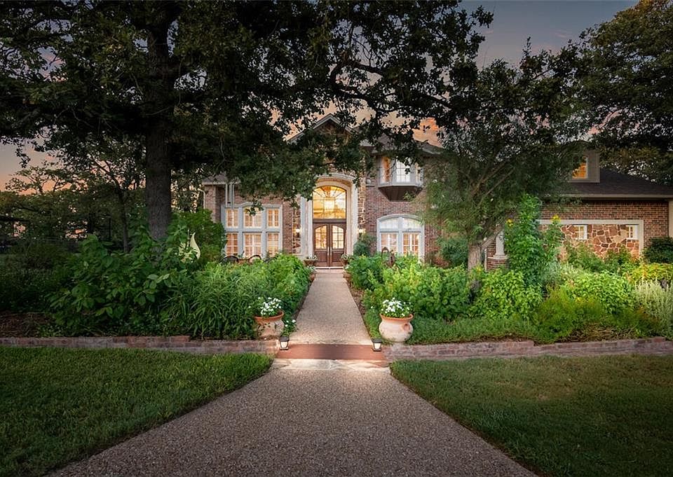 1st image of 300 Bolton Cir