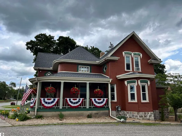 342 E Houghton Ave, West Branch, MI 48661