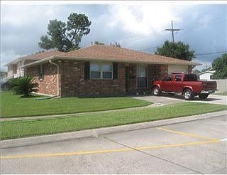 1st image of 3877 W Loyola Dr