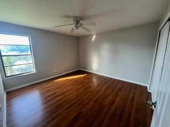 4745 Orange Grove Blvd E #11, North Fort Myers, FL 33903