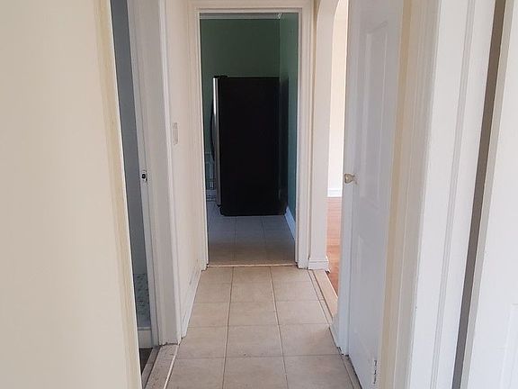 5th image of 13726 Southgate St #2