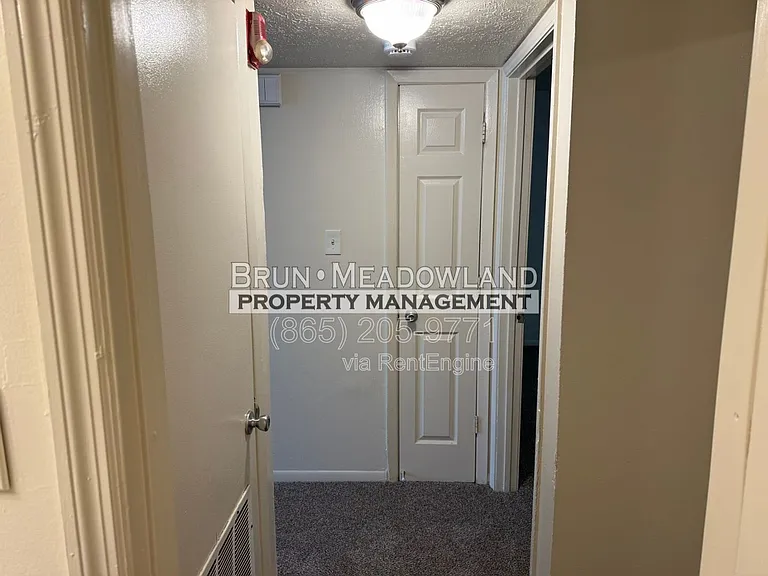 5525 Jacksboro Pike #3 — Photo 17