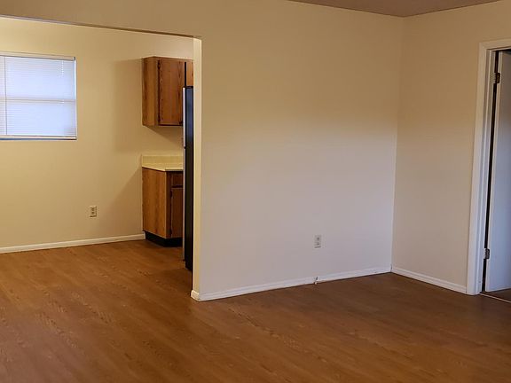3rd image of 3697 30th Ave S