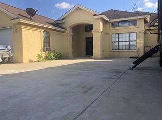 3821 Casa Blanca Rd, Laredo, TX 78041