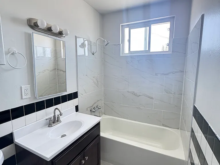 8180 California Ave #D — Photo 13
