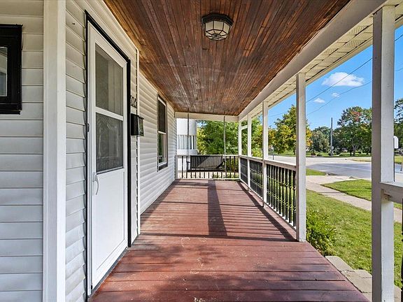 5th image of 308 W Lyon Ave