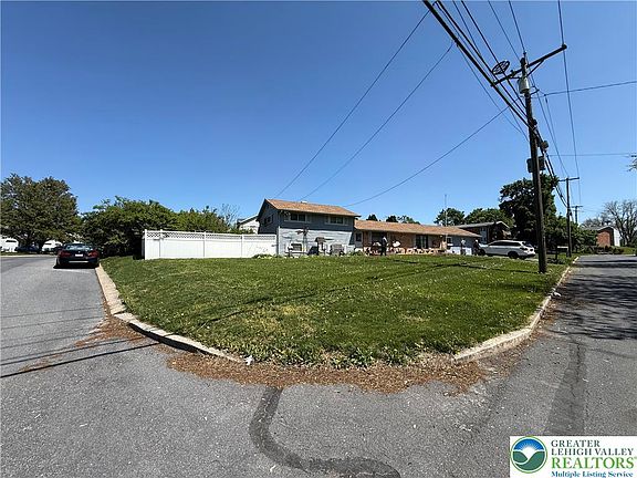 2nd image of 91 Hull Dr