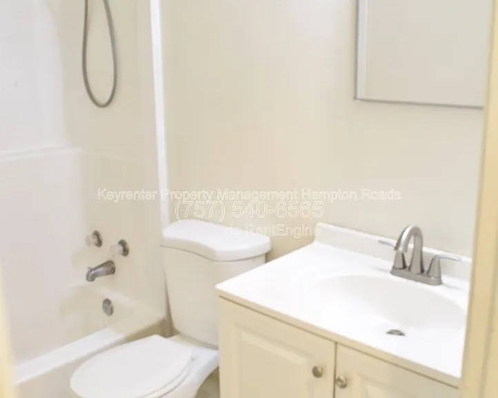 4670 Kincaid Ave #F — Photo 21