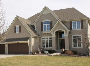 21009 W 81st Pl, Lenexa, KS 66220