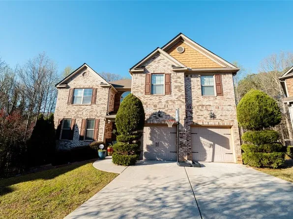 3196 Moon Stone Ln, Snellville, GA 30039
