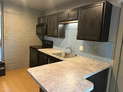 528 Jefferson St #6 — Photo 5