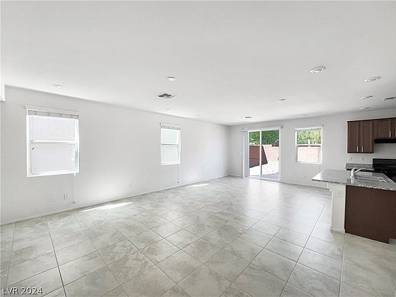 5th image of 5735 Mia Skye St