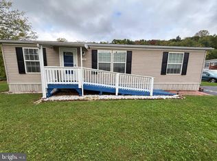 17 Broadwing Dr, Hanover, PA 17331