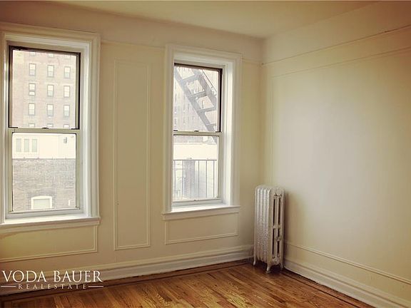3rd image of 261 Seaman Ave APT 9F