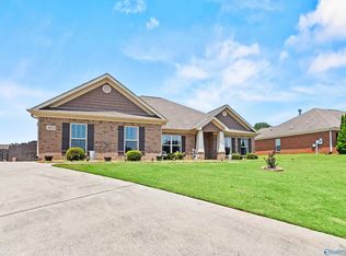 103 Old Picket Cir, Meridianville, AL 35759