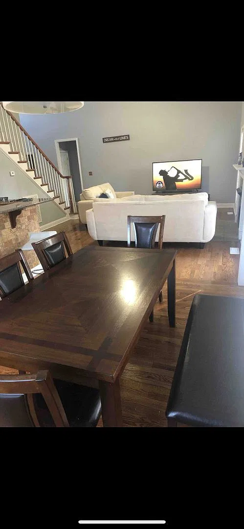 Large 4 br, 2.5 bath home in Rock Hill — Photo 3