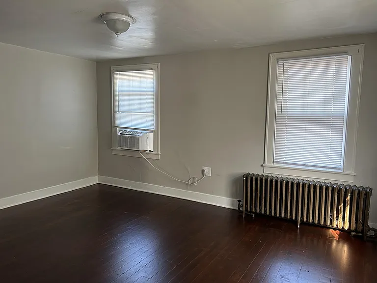 712 S Cameron St — Photo 13