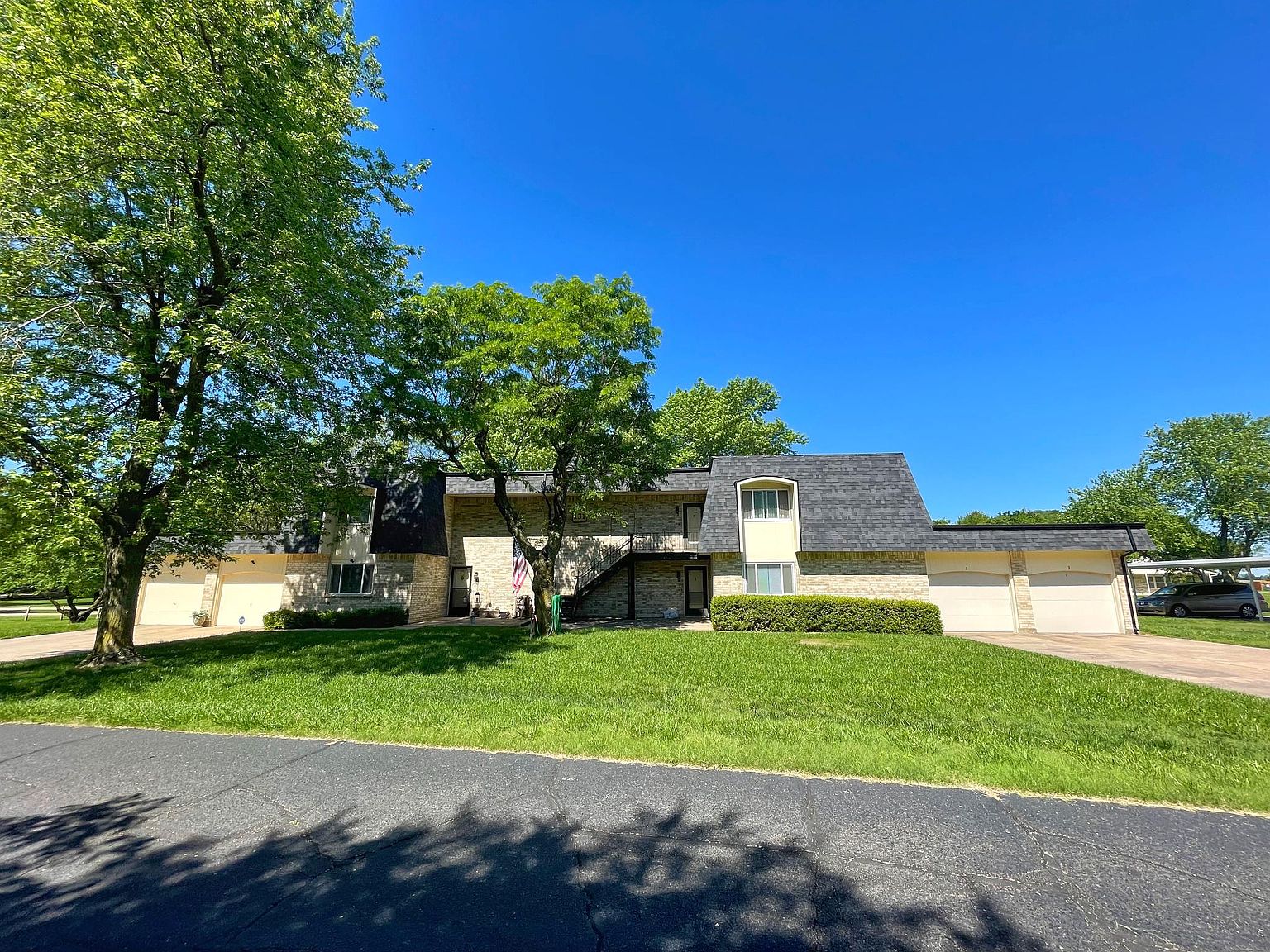 131 Lynn Ln APT 3, Newton, KS 67114 Zillow