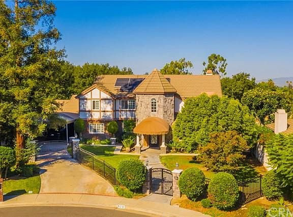 3rd image of 629 Wrede Way