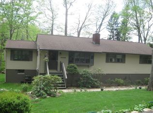 211 Pohatcong Rd, Highland Lakes, NJ 07422