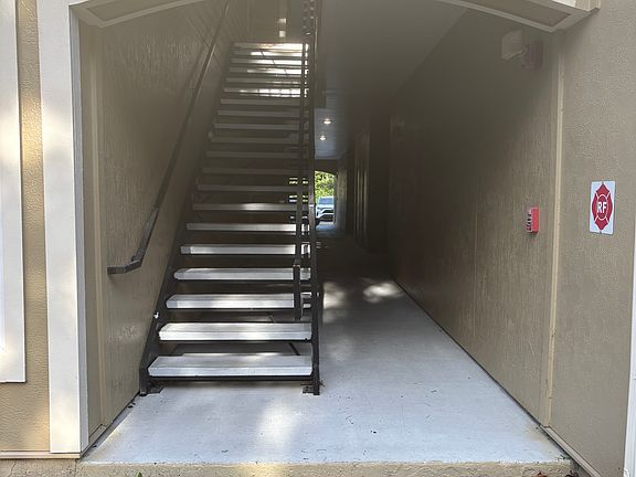 5th image of 130 Old Town Pkwy Unit 2102