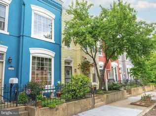 1342 Emerald St NE, Washington, DC 20002