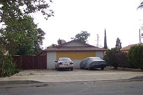 2nd image of 519 33rd St