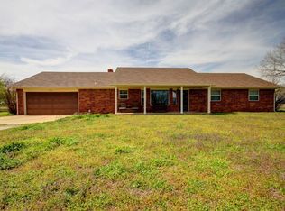 9701 S Cimarron Rd, Mustang, OK 73064