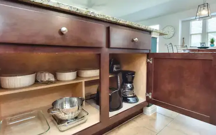 323 Sycamore St — Photo 16