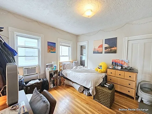 18 Mansfield St #2 — Photo 10