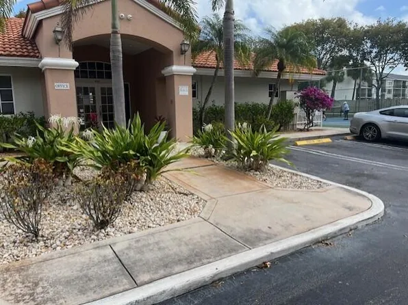 602 Executive Center Drive Unit 105, West Palm Beach, FL 33401